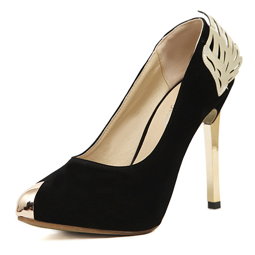 closed high heel shoes