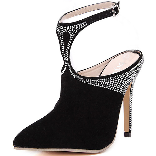 black closed toe heels with strap